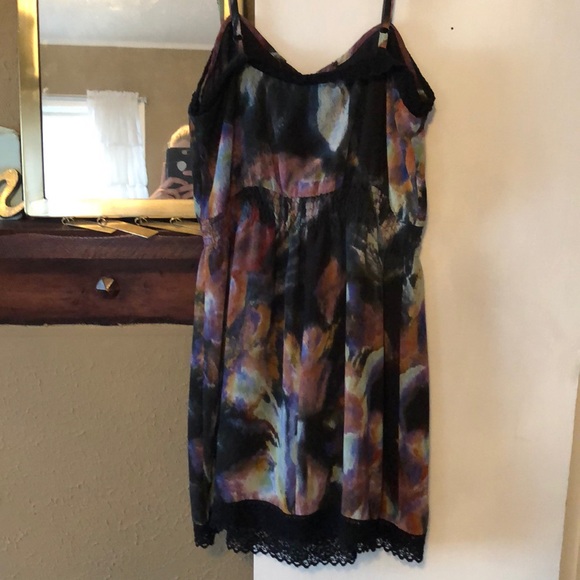 Pattern dress - Picture 4 of 4